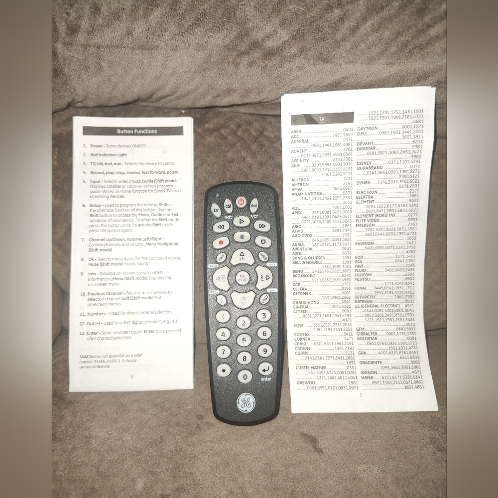 General Electric 3-Device Universal Remote Control + batteries 34456